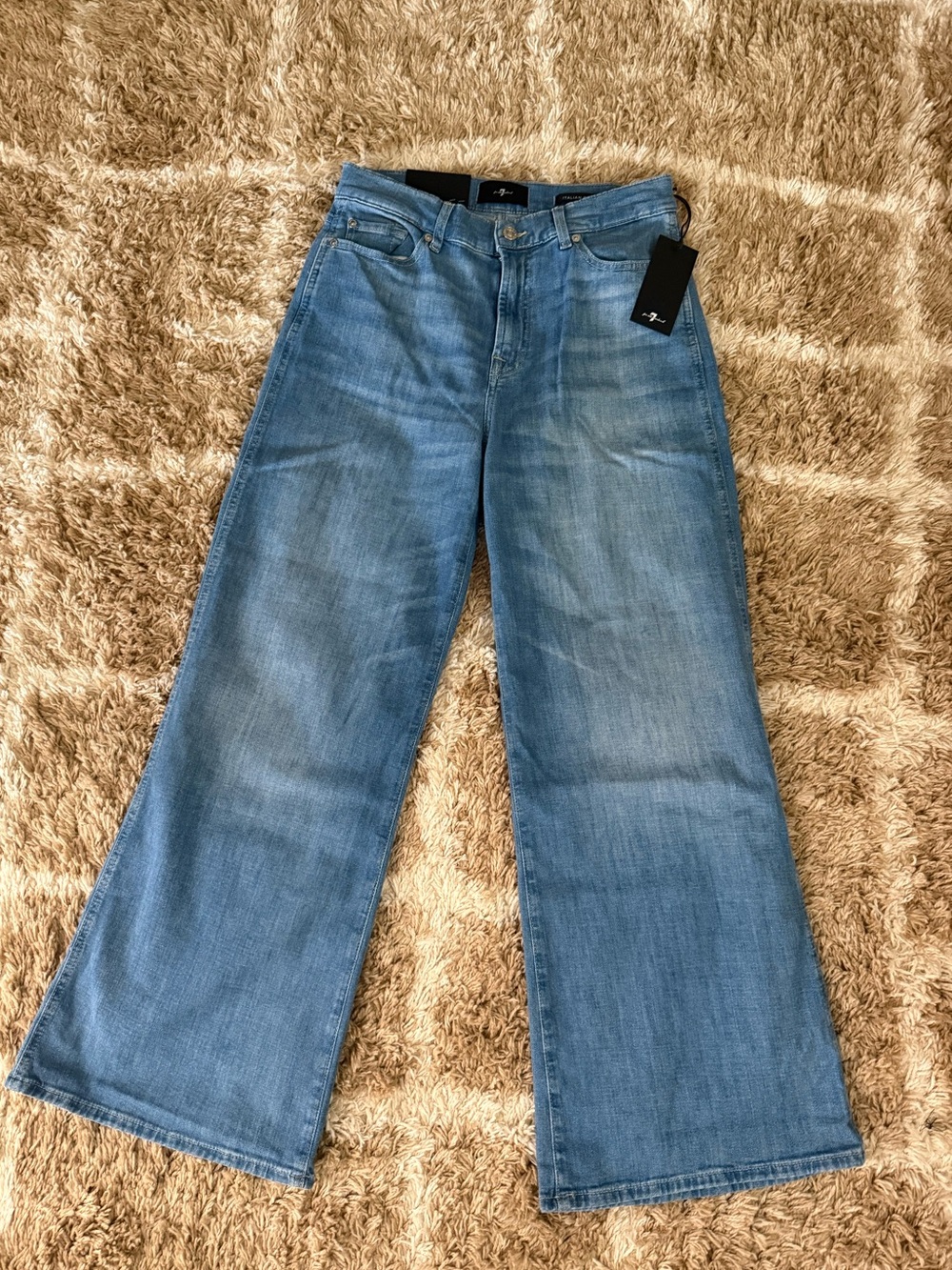 7 For All Mankind Lotta Cropped Jeans
